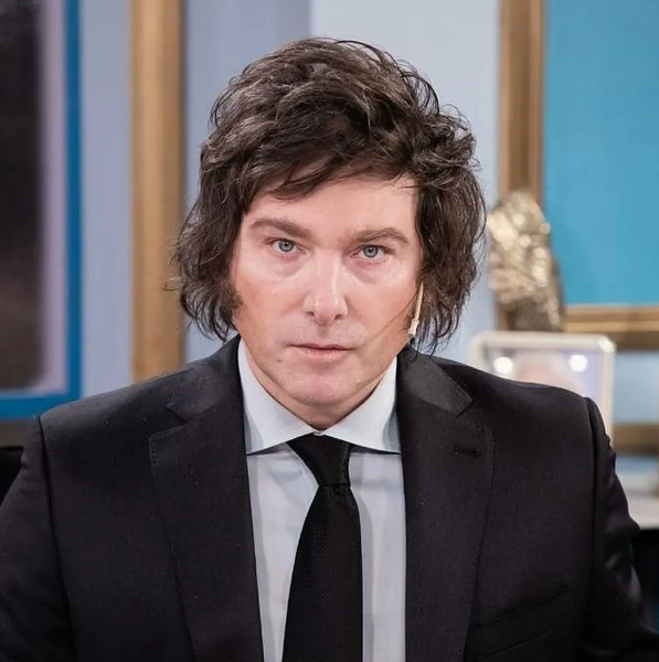 Argentina: Após liderar em pesquisa geral, Javier Milei dispara entre eleitorado de 16 a 29 anos