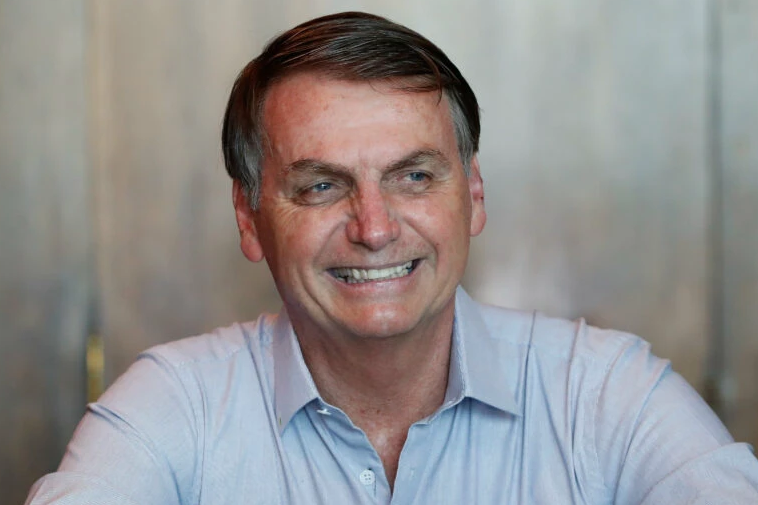 Bolsonaro faz 68 anos nesta terça; políticos o parabenizam