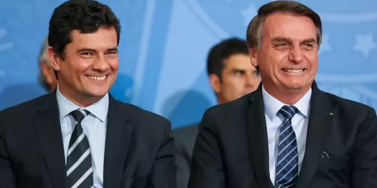 Bolsonaro se solidariza com Moro e cita Celso Daniel e facada 2018