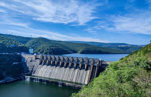 Geração de energia renovável no Brasil foi a maior em dez anos, em 2022