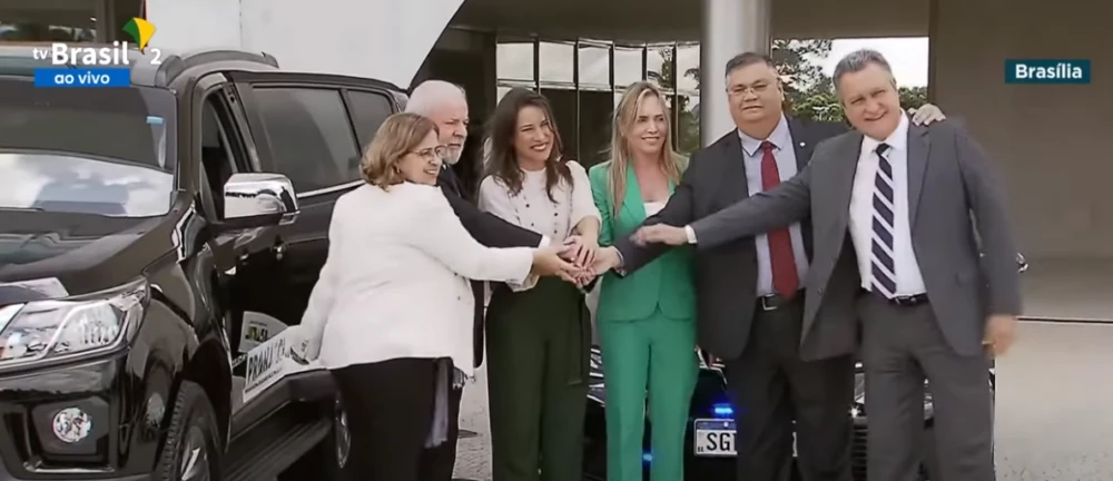 Governo Lula faz megaevento de entrega de viaturas compradas por Bolsonaro