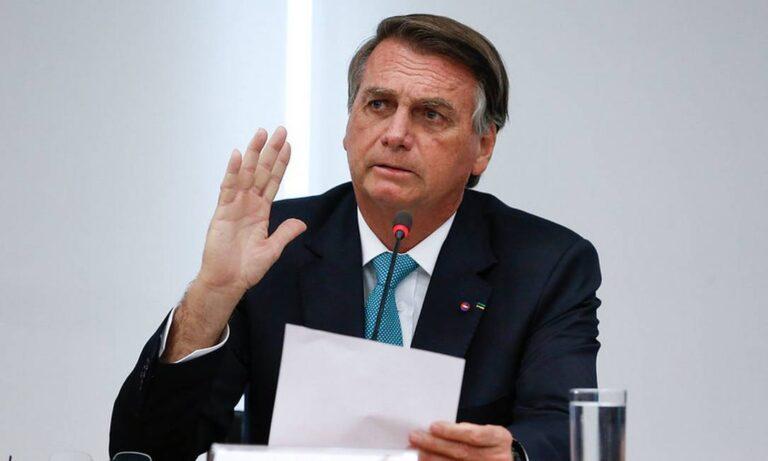 Governo Lula retira carros blindados de Bolsonaro