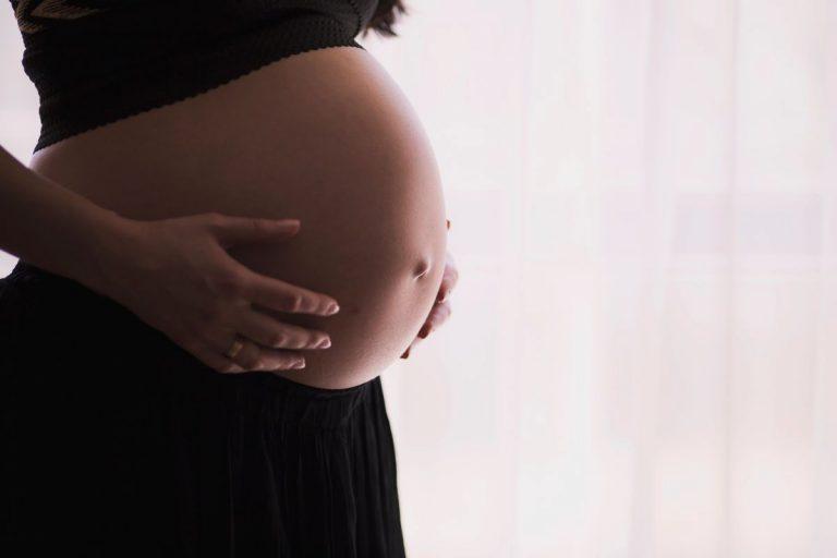 Médico não pode denunciar aborto de paciente, determina STJ