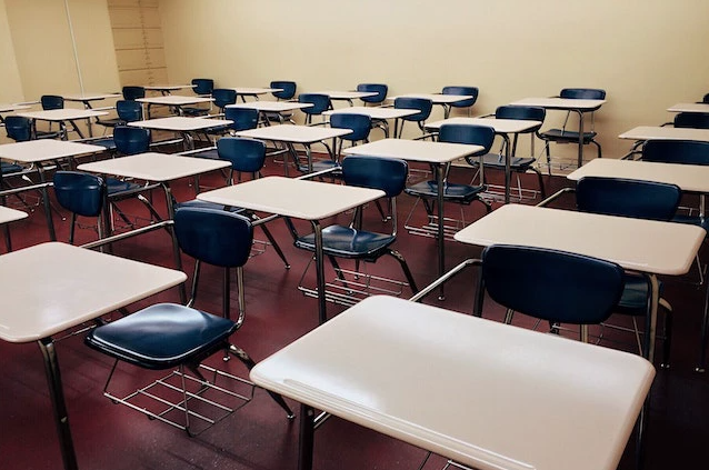 MP orienta professores para não falarem “Deus te abençoe”