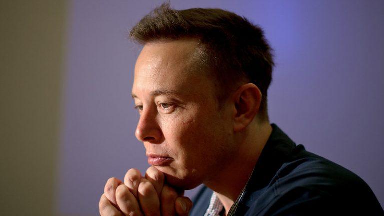 ‘Parem tudo’, pede Musk. ‘Inteligência artificial está fora de controle’