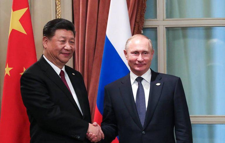 Xi Jinping visita Rússia, para discutir cooperação estratégica