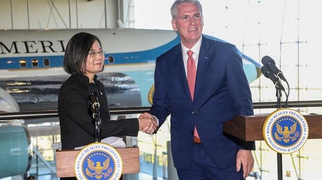 China promete medidas ‘fortes’ após reunião EUA-Taiwan