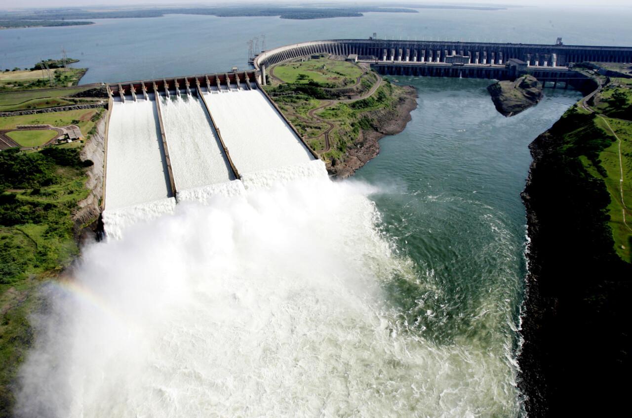 Com Lula, Itaipu vai custar R$ 2 bilhões a mais na conta de luz