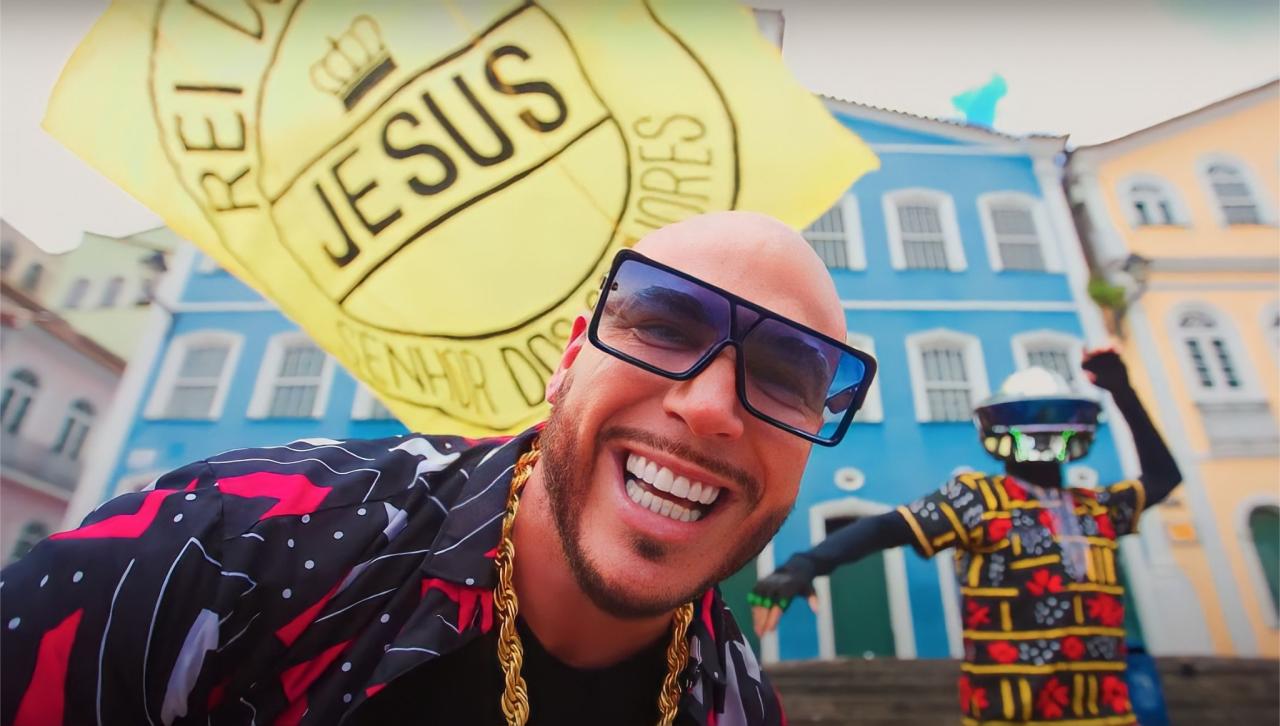Don Russo, feat. DJ Abençoadão, lança canção gospel para impactar crianças e jovens do Brasil