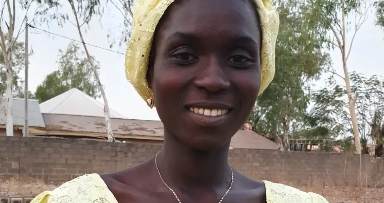 Jovem sequestrada pelo Boko Haram recomeça a vida