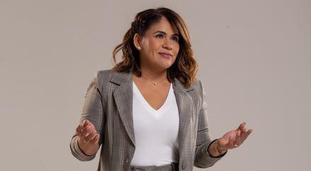 Kelen Lobo lança “Estou de Volta”, uma canção de reencontro com o Pai