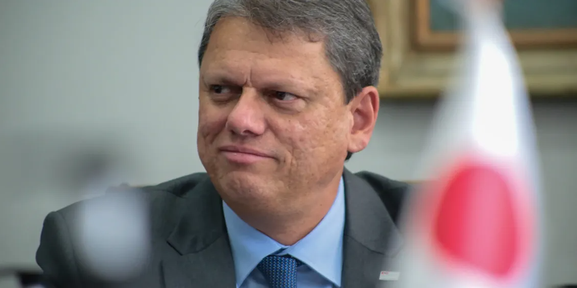 Tarcísio dá mais um passo para privatizar a maior estatal de SP
