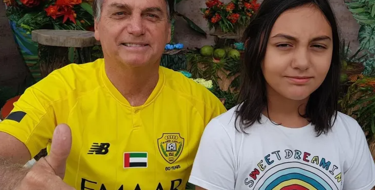 Bolsonaro e Laurinha entraram legalmente nos EUA, dizem fontes do governo americano