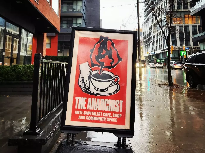 Cafeteria ‘comunista’ declara falência no Canadá