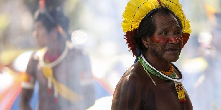 Empresa investigada por garimpo ilegal é mantida em Terra Indígena Yanomami