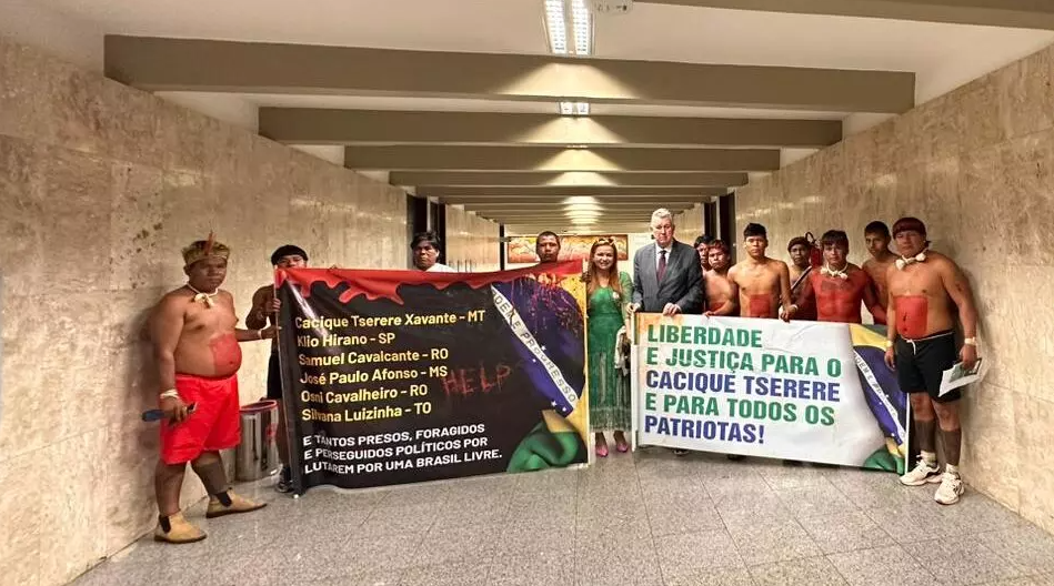 Indígenas se manifestam pela soltura do cacique Serere
