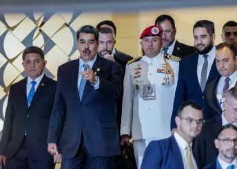 Jornalistas são agredidos por seguranças de Nicolás Maduro e membros do GSI