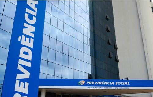 Primeira parcela do 13° salário do INSS começará a ser paga dia 25 de maio