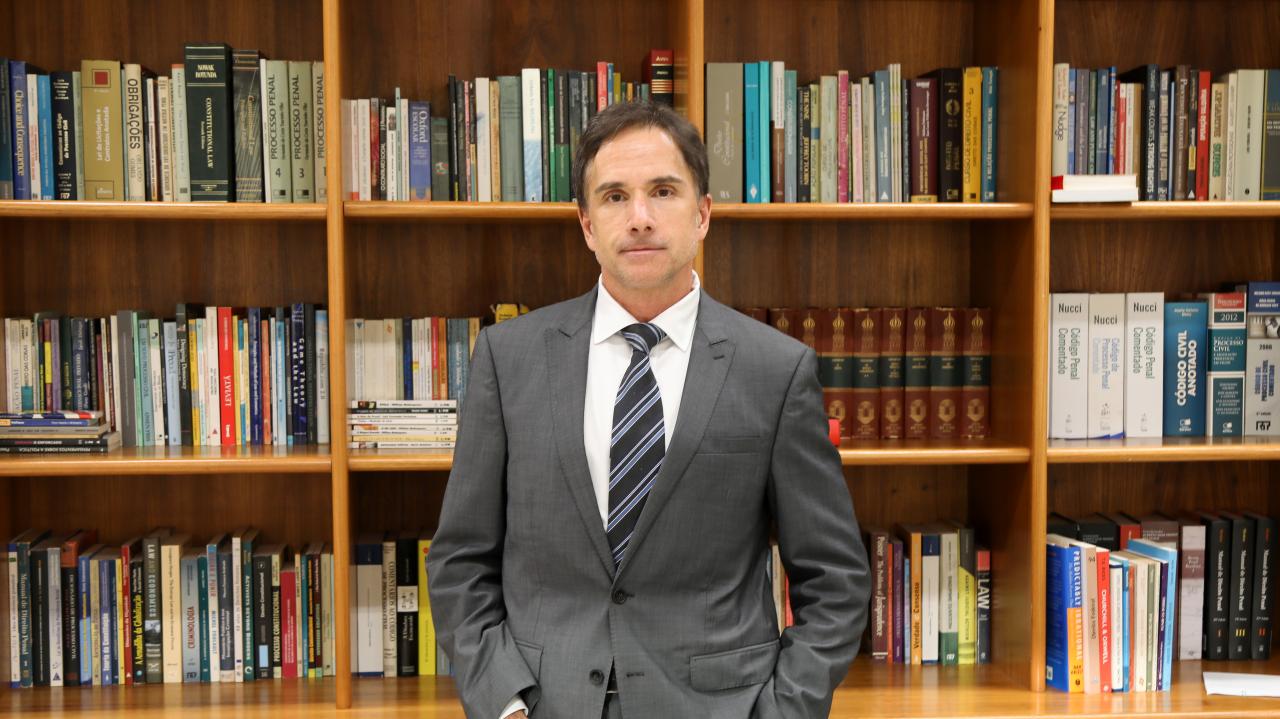Suspeito de ameaça, juiz Eduardo Appio é afastado do comando da Lava Jato