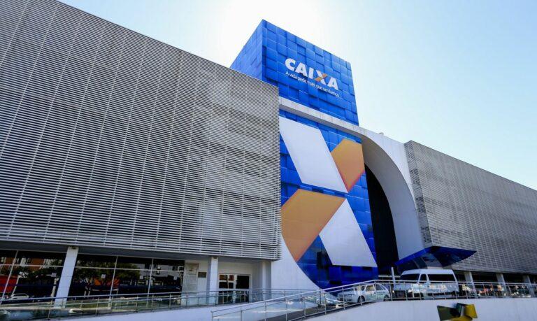Caixa vai suspender cobrança de Pix de empresas, diz colunista