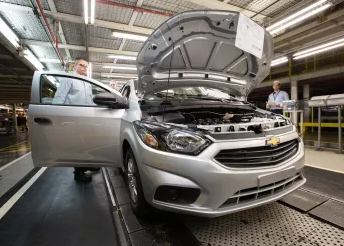 General Motors paralisa produção na fábrica de São José dos Campos