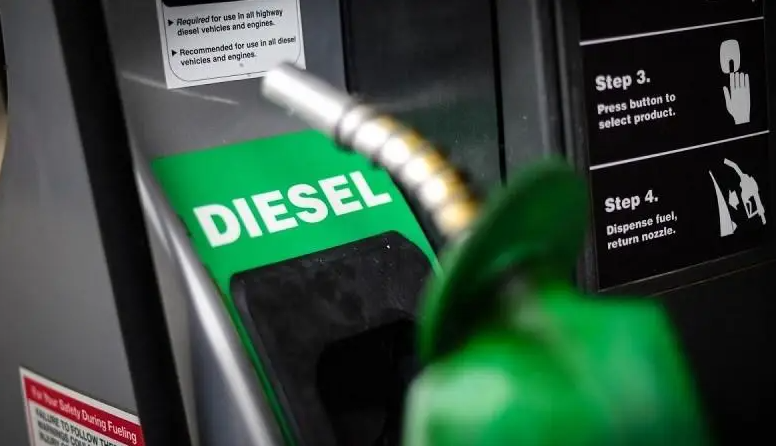 Governo vai antecipar tributo sobre diesel para ‘compensar’ programa de carro popular