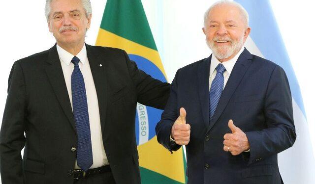 Após reunião com Fernández, Lula defende financiamento do gasoduto argentino pelo BNDES