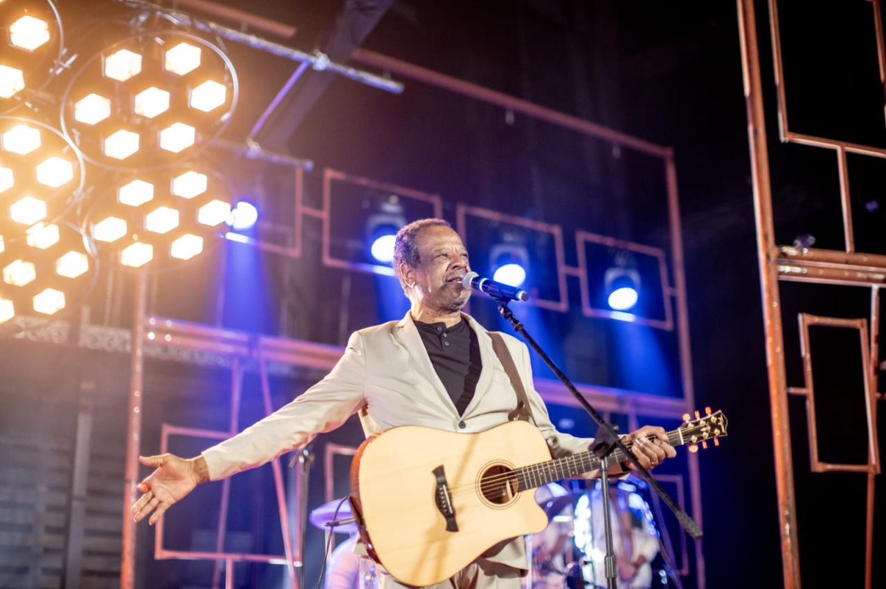 “O Nome de Jesus”, um clássico de Adhemar de Campos