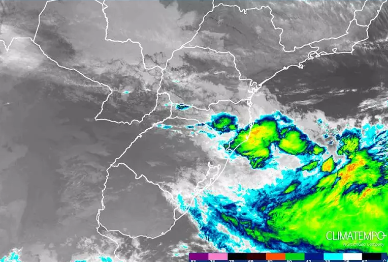 Ciclone Intenso terá vento acima de 100 km/h e afetará vários estados