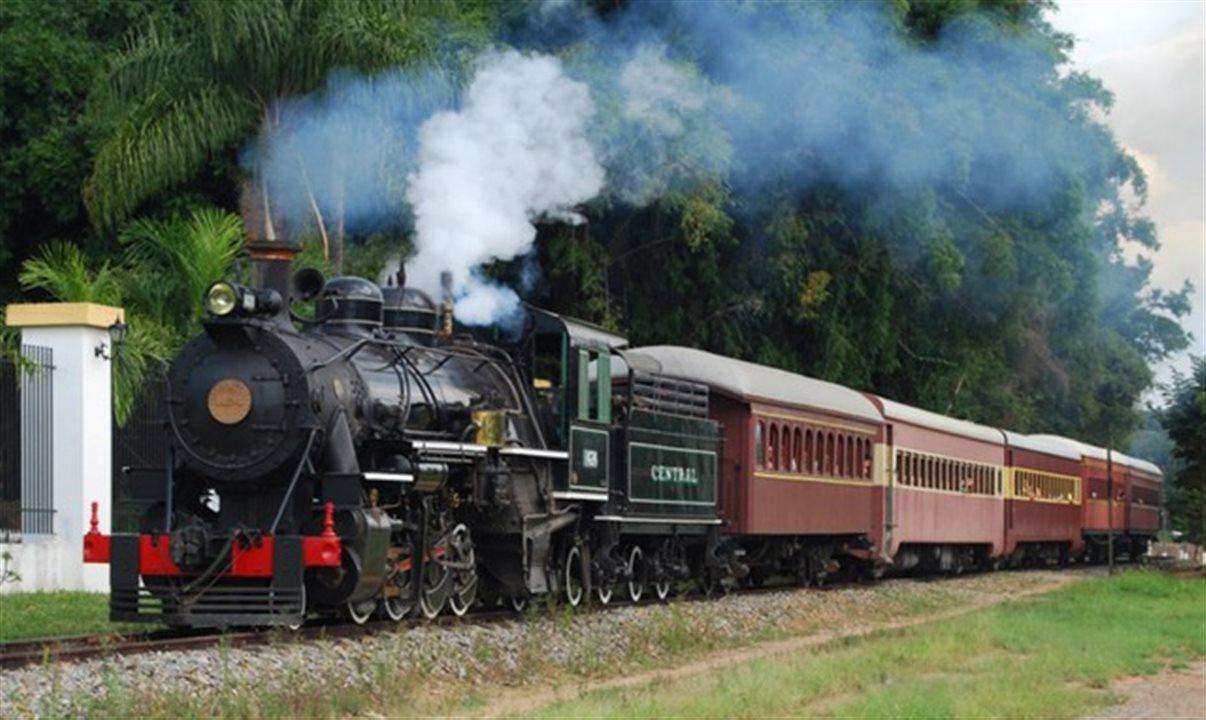 Governo de SP lança maior programa de turismo ferroviário do Brasil