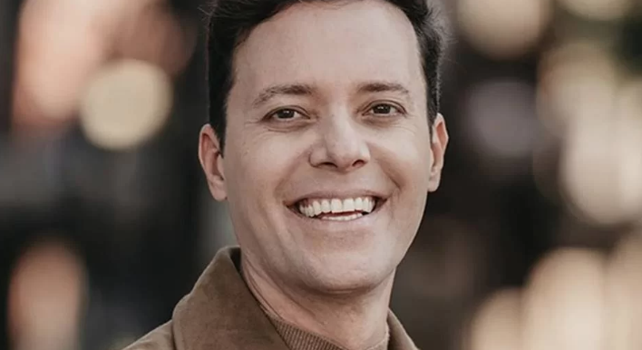 Intolerância religiosa: juiz manda remover vídeos do pastor André Valadão por suposta homofobia