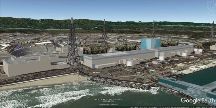 Japão inicia despejo de água radioativa da usina nuclear de Fukushima no mar