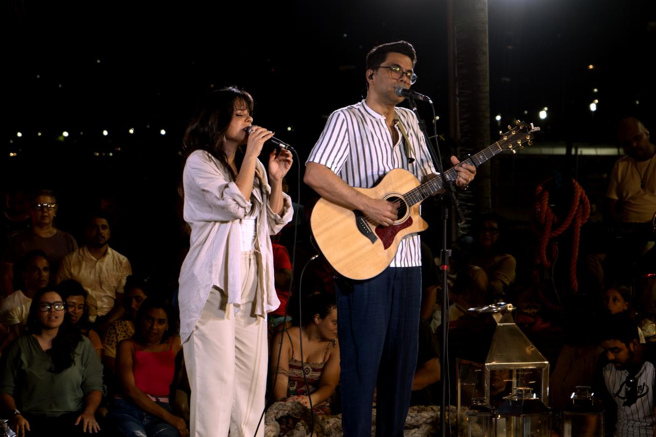 Paulo César Baruk collab Marcela Taís na bela interpretação de “Troco”