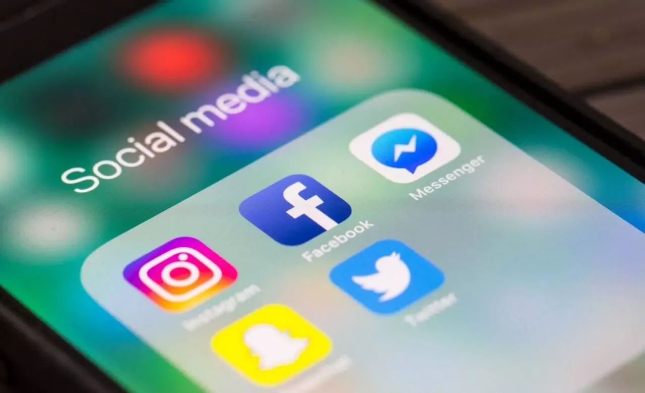 Usuários do Facebook podem receber até R$ 10 mil em indenizações