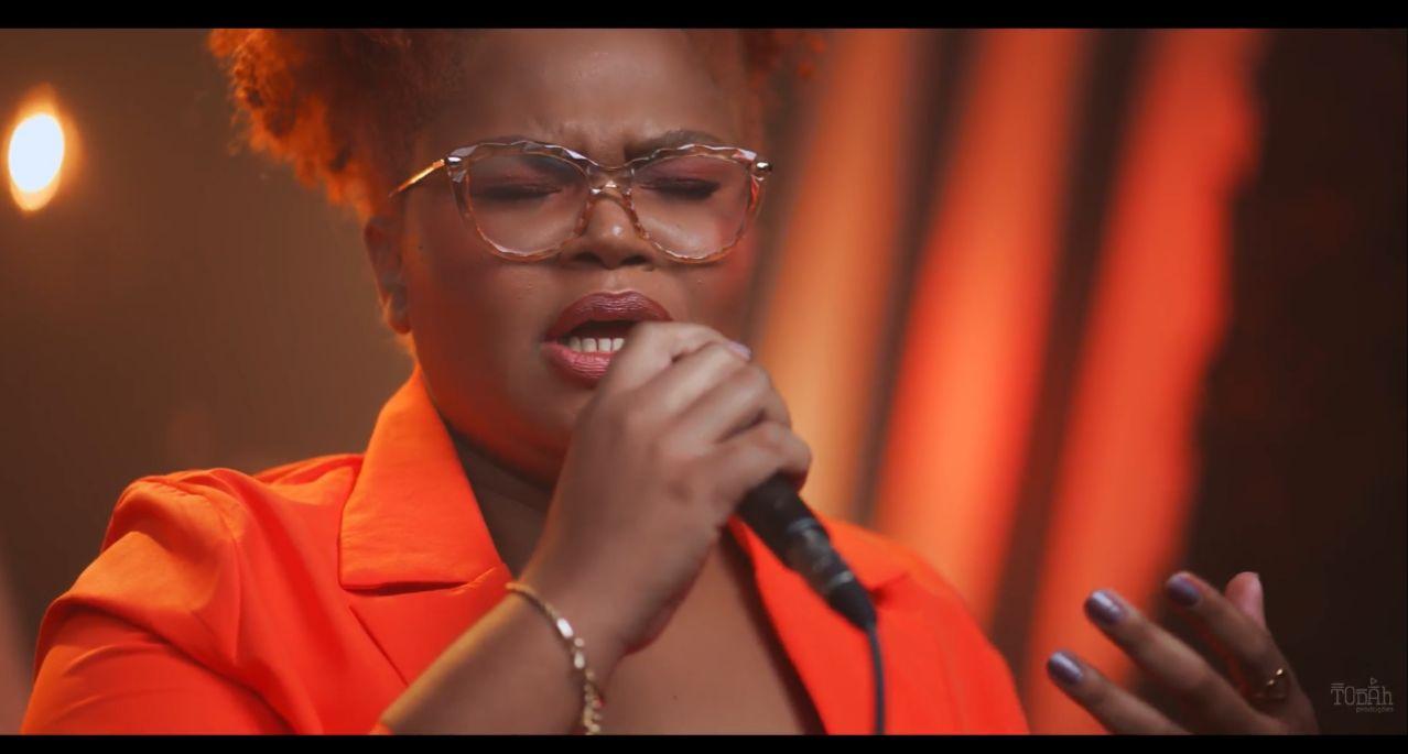 Com mensagem de fé e superação, cantora Glauvy Maia lança o single 