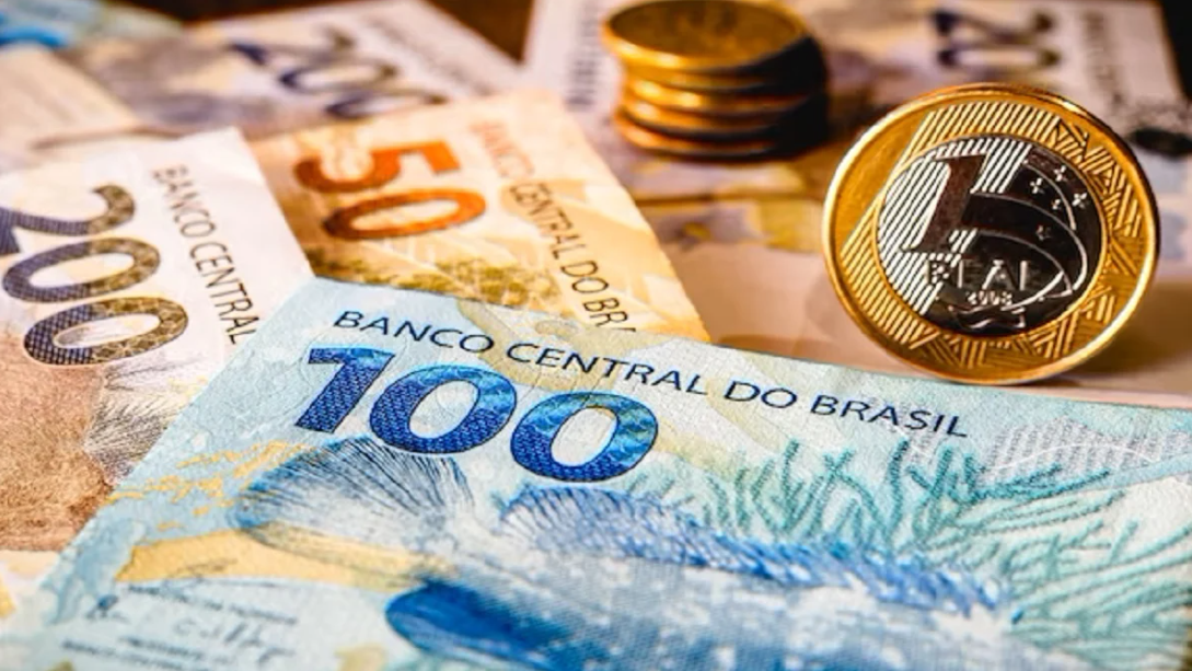 Dinheiro esquecido: brasileiros têm R$ 7,3 bi disponíveis para resgate; veja como fazer o pedido