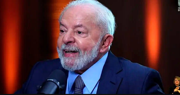 Lula é chamado de ‘ladrão’ e ‘comunista’ ao deixar hotel de luxo em Nova York