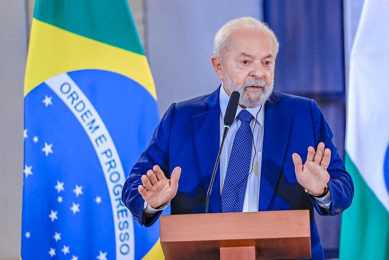 Lula estuda tirar assinatura do Brasil do Tribunal Penal de Haia