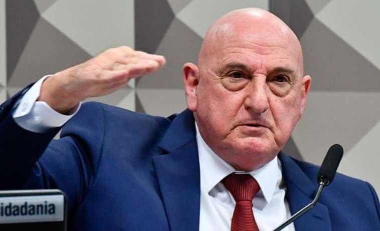Oposição pedirá quebra de sigilo telefônico de G. Dias e perícia no celular