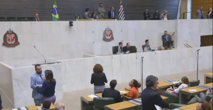 Assembleia de SP aprova anistia de multas da pandemia