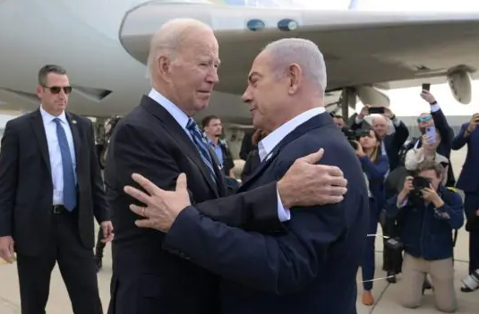 Biden chega a Israel, em meio a conflito com terroristas