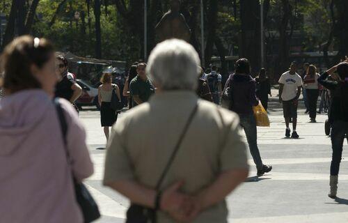 Cerca de 48% dos idosos com 80 anos ou mais caem pelo menos uma vez a cada dois anos