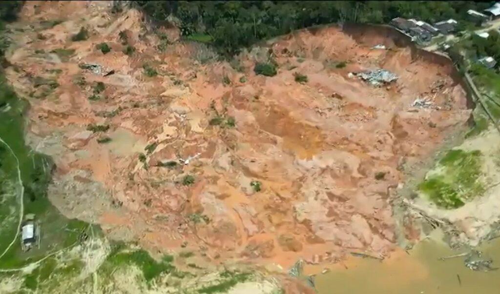 Deslizamento faz vila “sumir do mapa” no interior do Amazonas