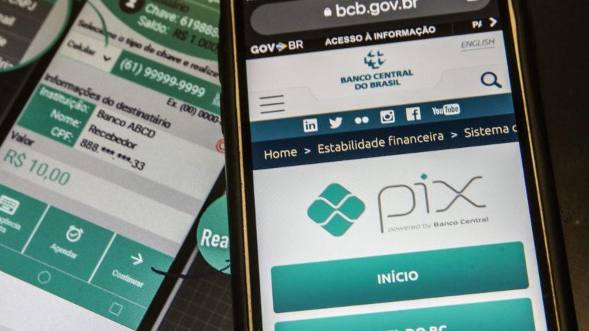 Receita Federal avisa sobre novo 'golpe do PIX'; fique atento e saiba como se proteger
