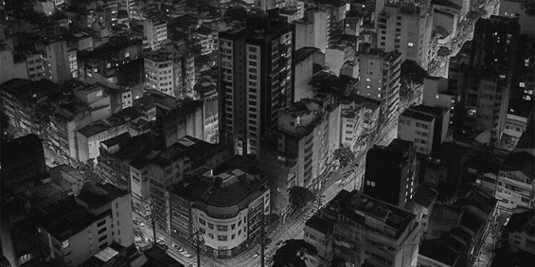 Apagão em São Paulo entra no 5º dia e ainda afeta 200 mil imóveis
