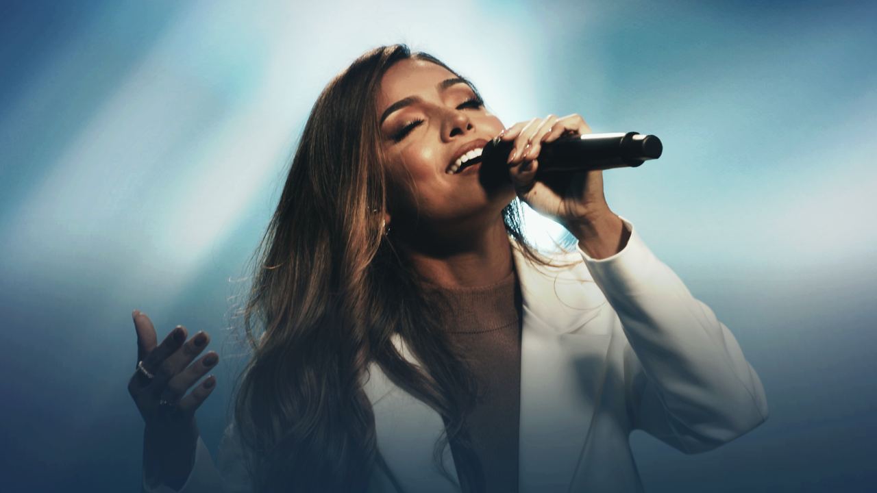 Após o sucesso de “Jesus Cristo Basta”, Mari Borges apresenta “Deus de Milagres”