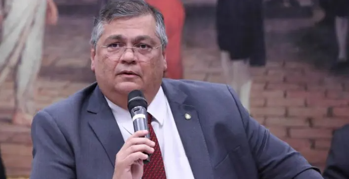 Caso do Comando Vermelho amplia pressão por queda de Flávio Dino
