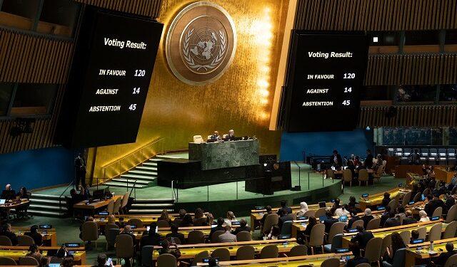 Deputada dos EUA propõe cortar verbas para ONU por não condenar Hamas