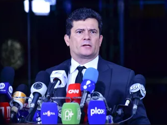 Ex-ministro da Justiça, Sergio Moro diz que no governo Bolsonaro criminosos eram recebidos para obter sentença na cadeia