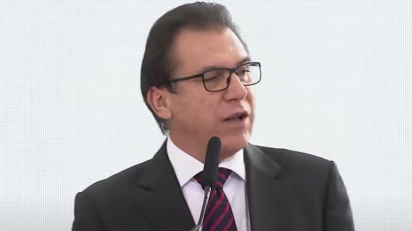 Marinho terá que explicar no Senado por que revogou portaria que facilitava trabalho aos domingos e feriados